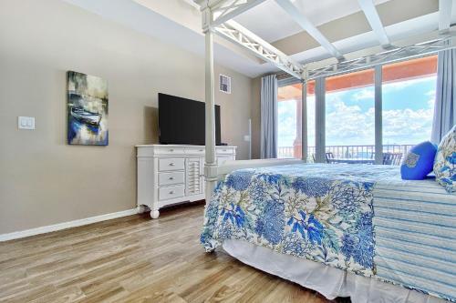 Harborview Grande 404