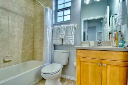 Harborview Grande 207