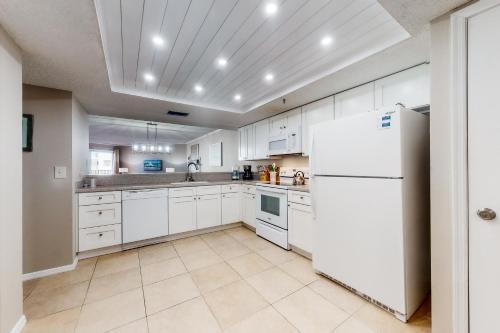 Beach Cottage 1214