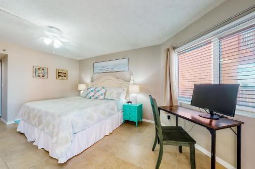 Beach Cottage 1214
