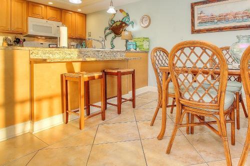 Holiday Villas III 402