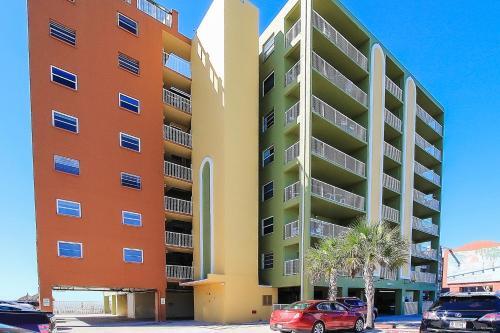 Holiday Villas III 402