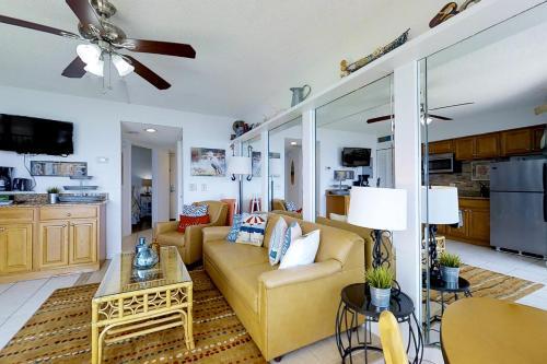 Belleair Beach Club 213
