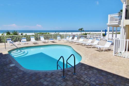 Belleair Beach Club 213