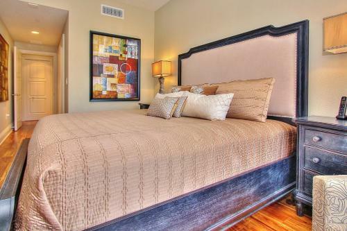 Sandpearl Residences 606
