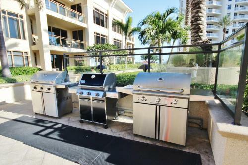 Sandpearl Residences 606