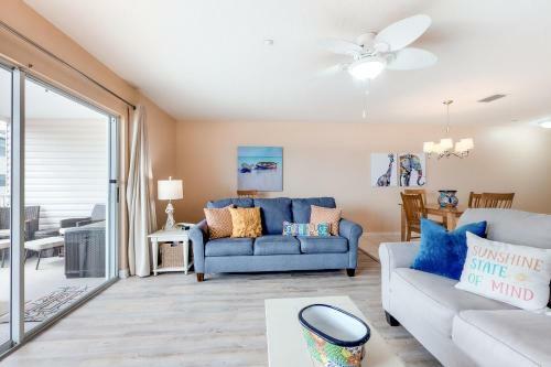 Captain's Cove 402