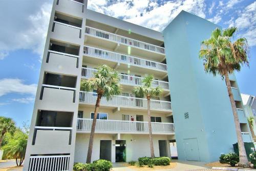Water View 504