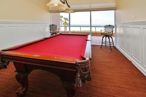 Crescent Beach Club II 9a
