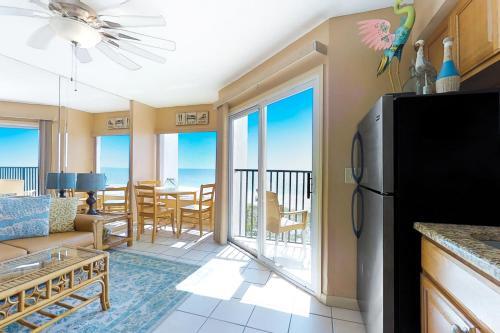 Belleair Beach Club 211