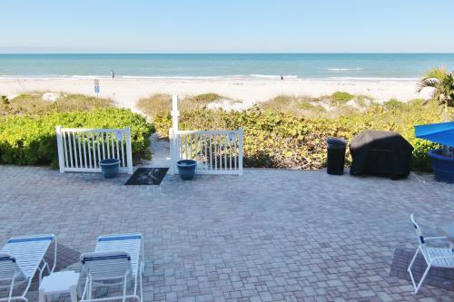 Belleair Beach Club 114