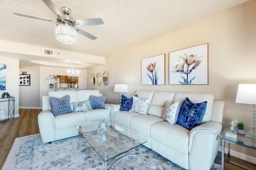 Crescent Beach Club II 5b
