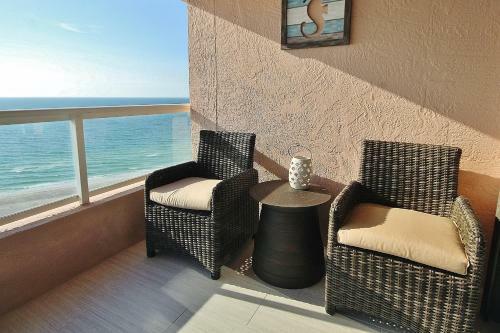 Crescent Beach Club I 15b