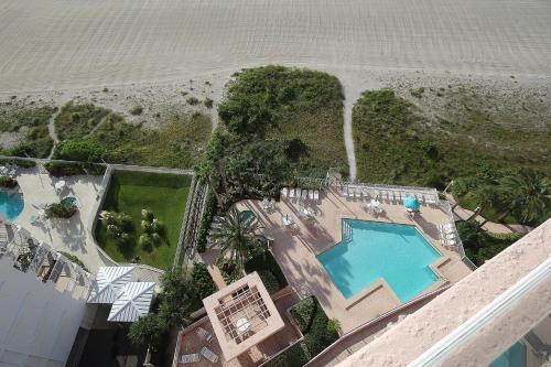 Crescent Beach Club I 15b