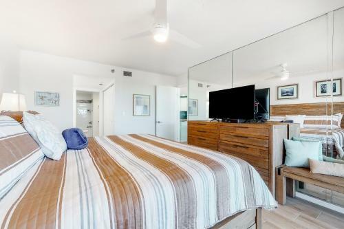 Crescent Beach Club II 3c