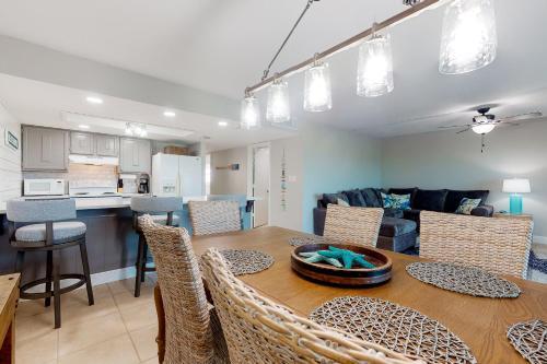 Holiday Villas II 407