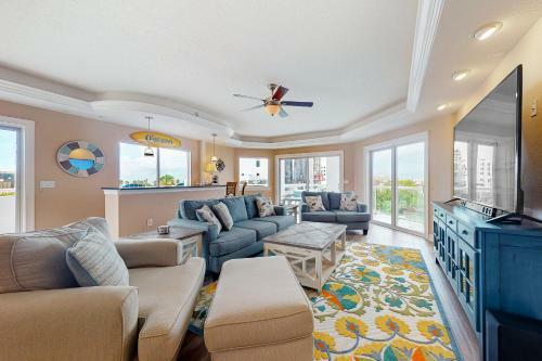 Sun West Palms 301