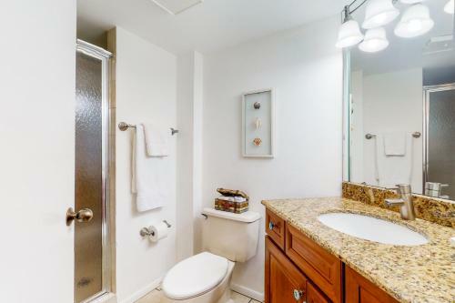 Crescent Beach Club I 9b