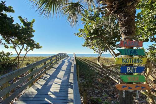 Sea Breeze Condo 1
