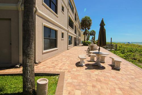 Belleair Sands 107