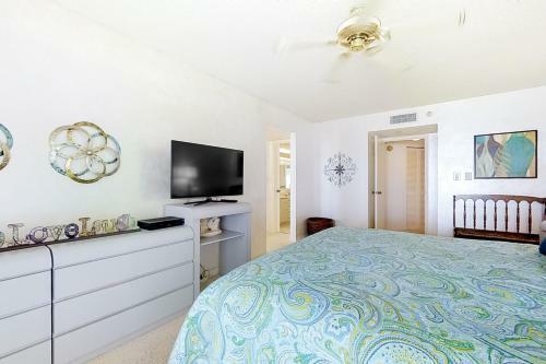 Crescent Beach Club I 5a