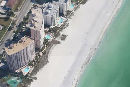 Crescent Beach Club I 5a