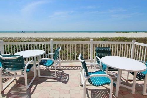 Crescent Beach Club I 5c