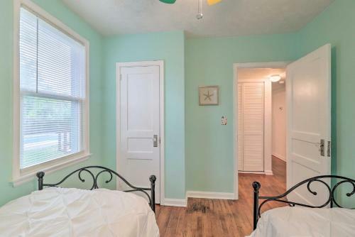 Jacksonville Retreat With Pool - 3 Mi To Zoo!