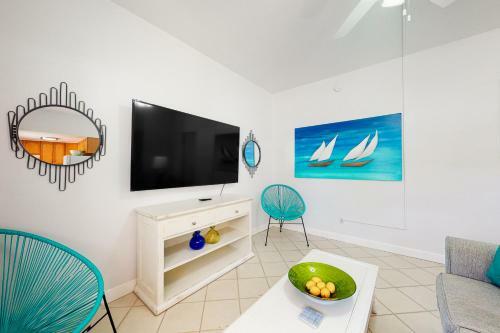 Sea Breeze Condo 2