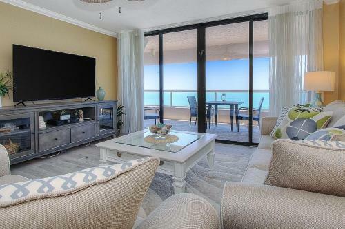 Crescent Beach Club I 16b