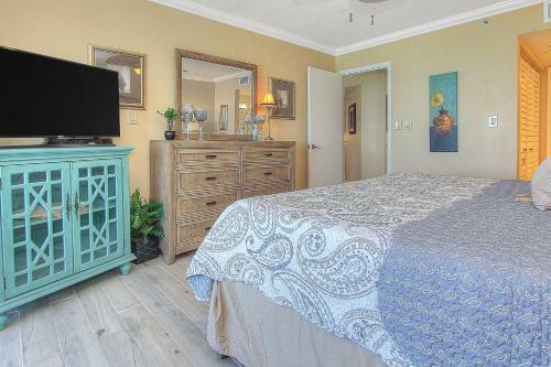 Crescent Beach Club I 16b