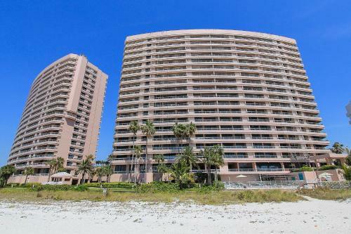 Crescent Beach Club I 16b