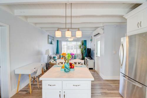 Starkes Casa Villa Coastal Seaside Getaway