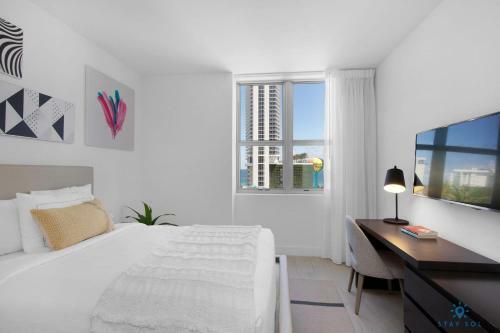 5 Amenities Wrap Around Balcony 2br Insane Amenities