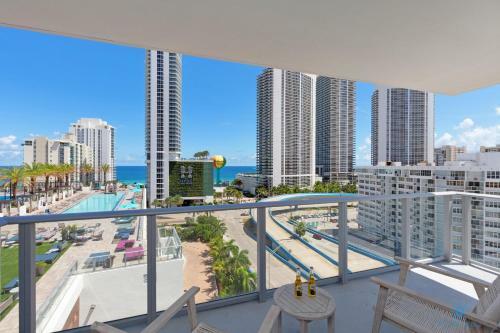 5 Amenities Wrap Around Balcony 2br Insane Amenities