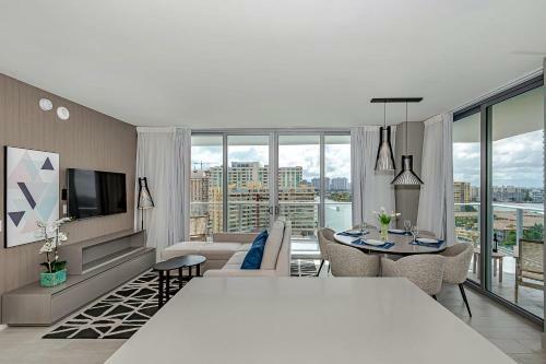 1 Million Dollar Listing 3br 3ba Enjoy 360 Views