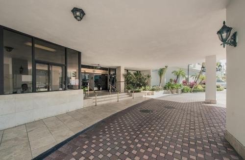 Apartamento Ocean Front Alexander Towers # 1503