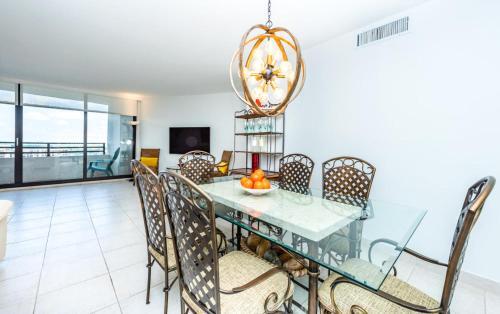 Apartamento Ocean Front Alexander Towers # 1503