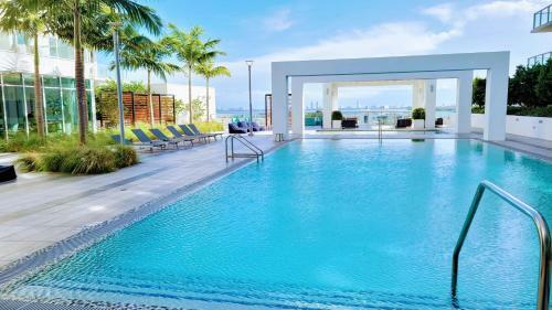 Apartamento Design District Oasis With Bay View - Cielo Stays