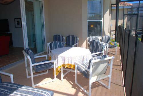 Lake View Villas