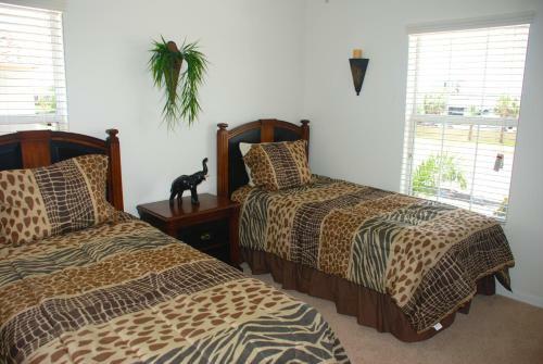 Lake View Villas