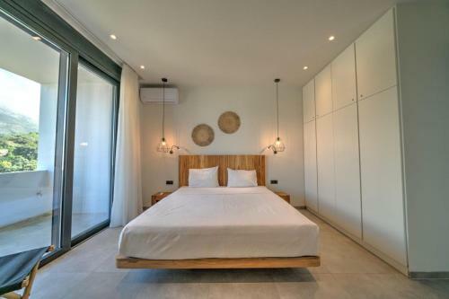 Villa Hestia - 6 Bedroom Luxury Villa With Seaview