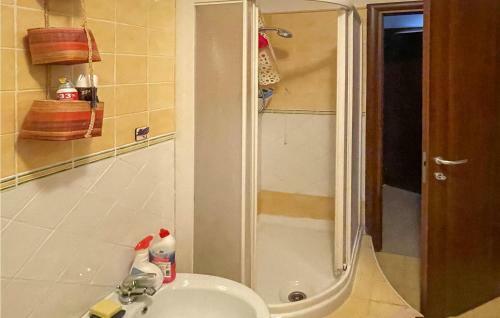 Nice Apartment In Colonnella With Wifi And 1 Bedrooms
