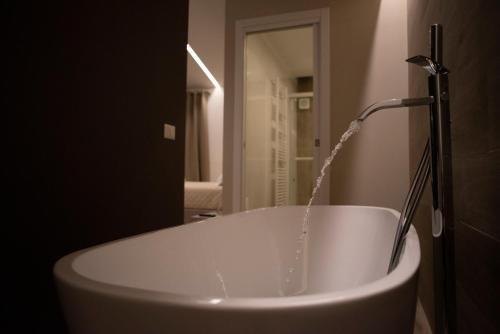 Bed & Breakfast House Room Civico 56