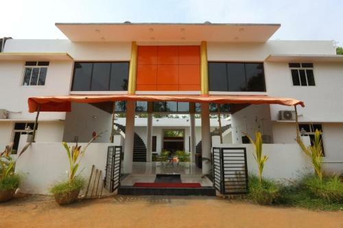 Hotel Vanam Resort