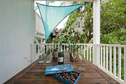 Peaceful Kehena Beach Treehouse Villa W/ Star Deck