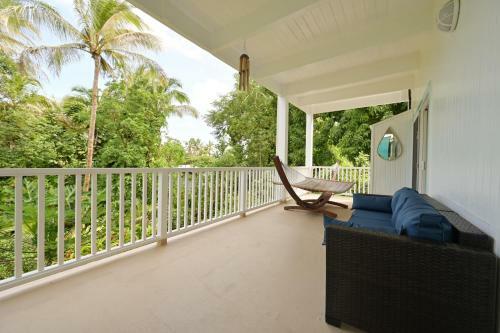 Peaceful Kehena Beach Treehouse Villa W/ Star Deck