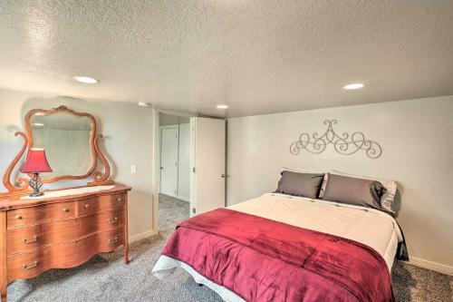 Convenient Preston Retreat With Private Yard!