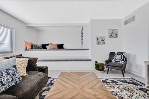 Treasure Valley?s Shared Home With Stunning Luxury Suite