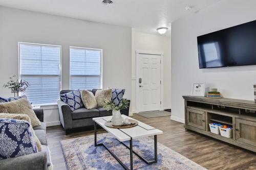 Charming Centrally Located Boise Meridian Townhome
